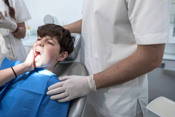 Best Emergency Tooth Extraction in Brodhead, WI
